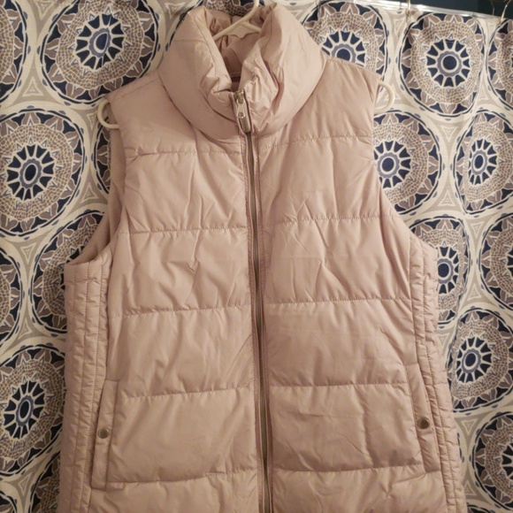 Old Navy Jackets & Blazers - Puffer jacket Old Navy Jackets & Blazers - Puffer jacket